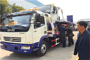 图木舒克汽车道路救援拖车价格